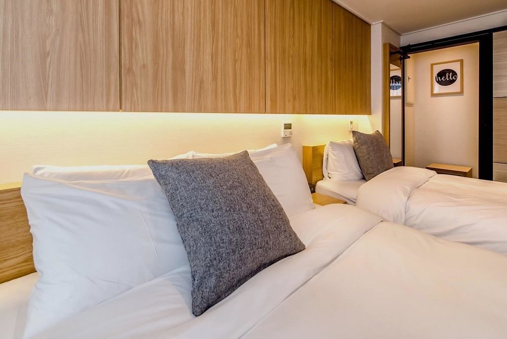 Jeju Hertz Hotel エクステリア 写真