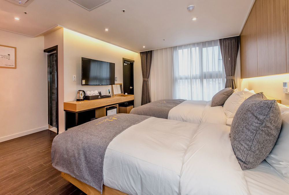 Jeju Hertz Hotel エクステリア 写真